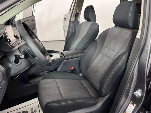 New 2026 Nissan Rogue SV FWD image 18
