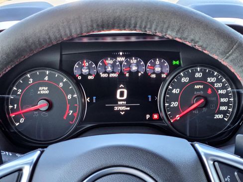 Used 2022 Chevrolet Camaro ZL1 image 23