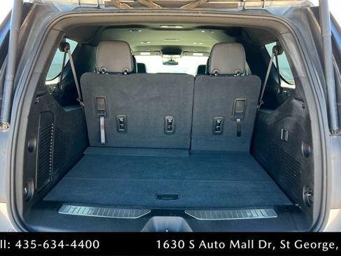 Used 2022 Chevrolet Suburban Z71 image 23