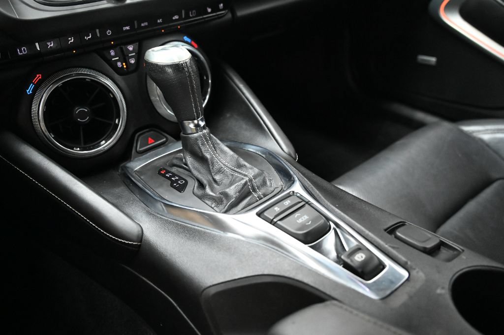Used 2019 Chevrolet Camaro SS RWD image 34