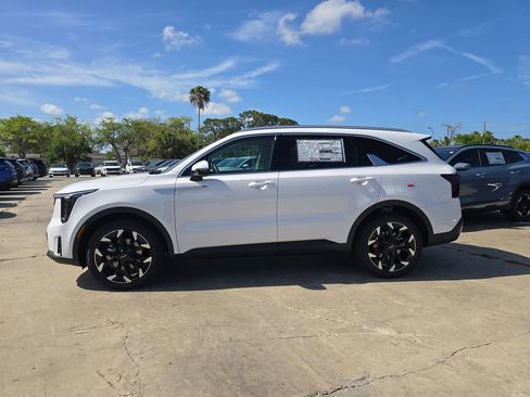 New 2026 Kia Sorento EX FWD image 5