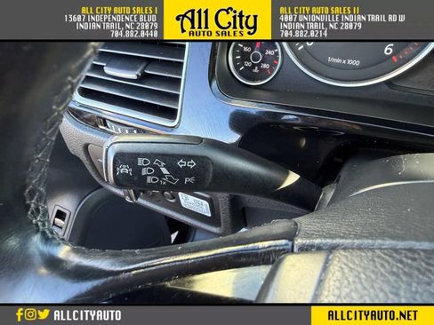 Used 2016 Volkswagen Touareg Sport image 22