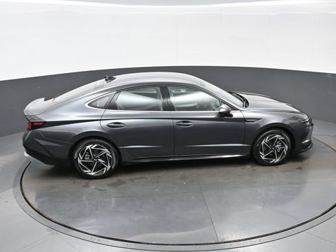 Certified 2026 Hyundai Sonata SEL FWD image 37