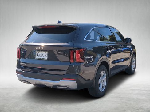 New 2026 Kia Sorento LX image 3