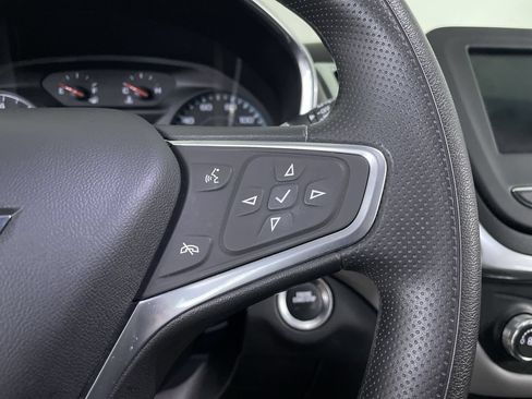 Used 2022 Chevrolet Equinox LS AWD/4WD image 26