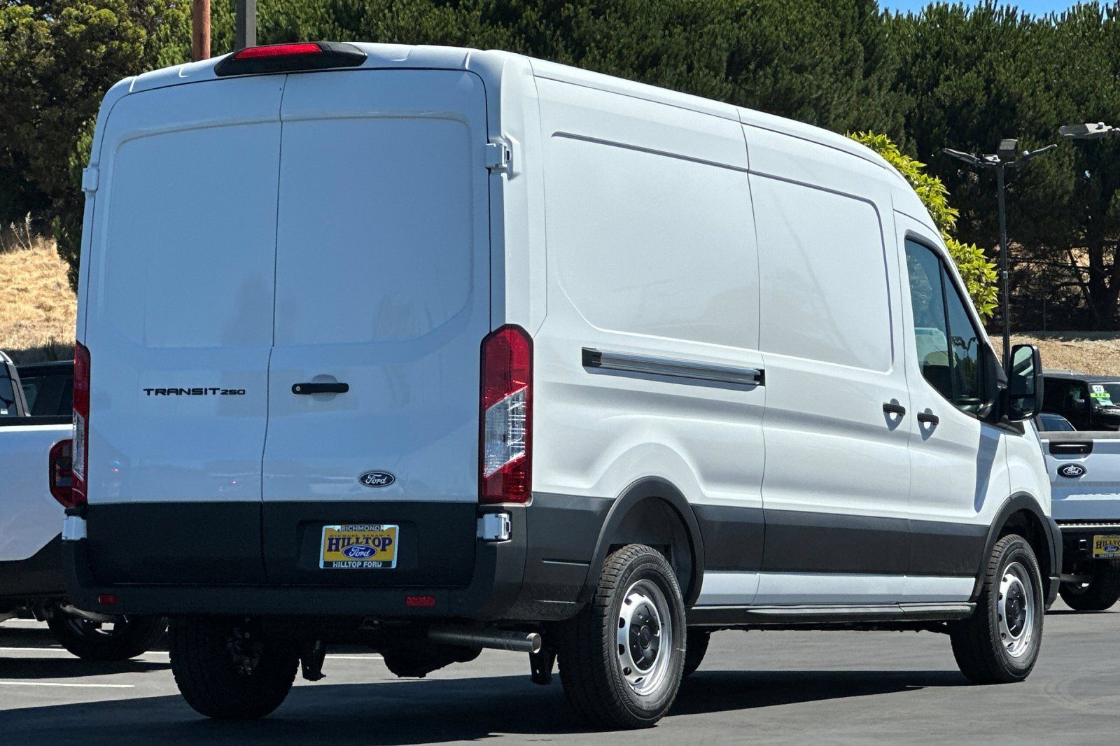 New 2026 Ford Transit 250 148 Medium Roof RWD image 4
