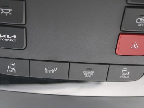 Used 2025 Kia Carnival EX FWD image 61