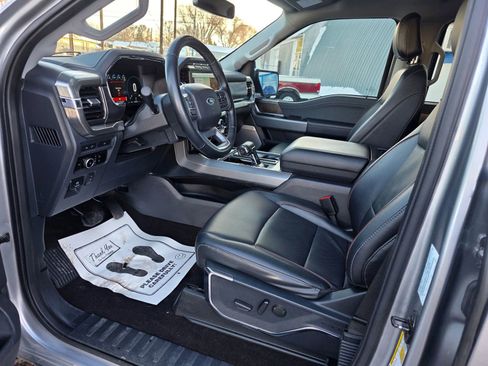 Used 2023 Ford F150 Lariat w/ Trailer Tow Package AWD/4WD image 10