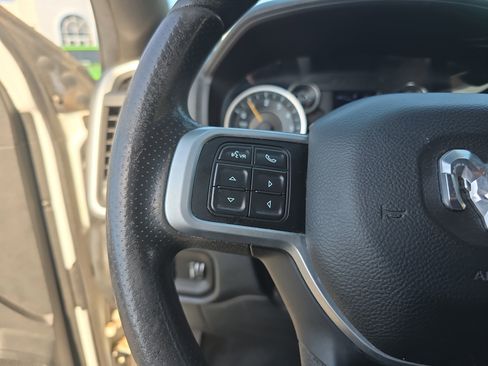 Used 2021 RAM 2500 Big Horn image 30