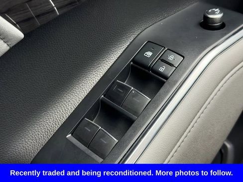 Used 2022 Toyota Highlander Platinum FWD image 27