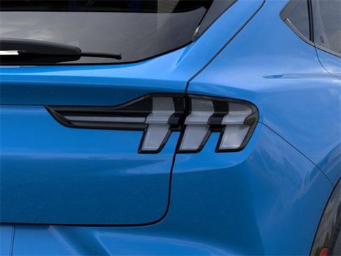 New 2024 Ford Mustang Mach-E Premium image 21