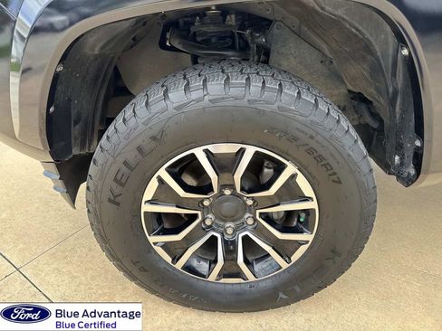 Used 2020 Toyota Tacoma TRD Sport AWD/4WD image 7