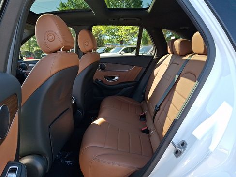 Certified 2022 Mercedes-Benz GLC 300 4MATIC image 10