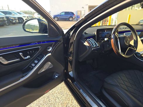 Used 2024 Mercedes-Benz S 580 4MATIC Sedan image 19
