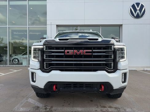 Used 2022 GMC Sierra 2500 AT4 AWD/4WD image 2