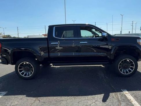 Used 2022 GMC Sierra 1500 SLT w/ SLT Premium Plus Package image 9