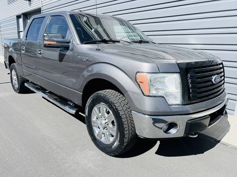 Used 2011 Ford F150 XLT w/ XLT Chrome Pkg AWD/4WD image 2