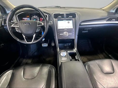Used 2017 Ford Fusion Titanium FWD image 7
