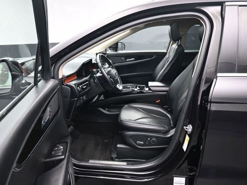 Used 2022 Lincoln Nautilus Reserve w/ Monochromatic Package AWD/4WD image 11