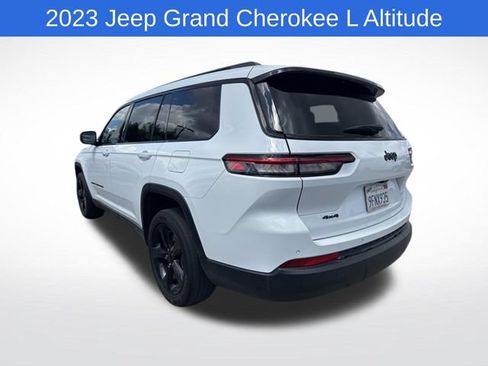 Used 2023 Jeep Grand Cherokee L Laredo AWD/4WD image 7