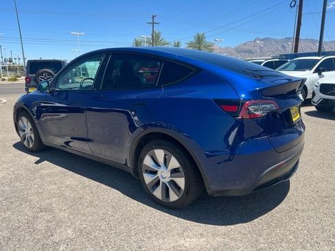 Used 2023 Tesla Model Y Long Range AWD/4WD image 5