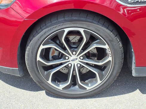 Used 2017 Ford Taurus SHO AWD/4WD image 29