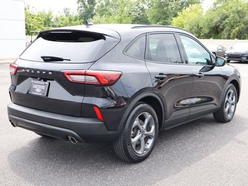 Used 2025 Ford Escape ST-Line FWD image 3