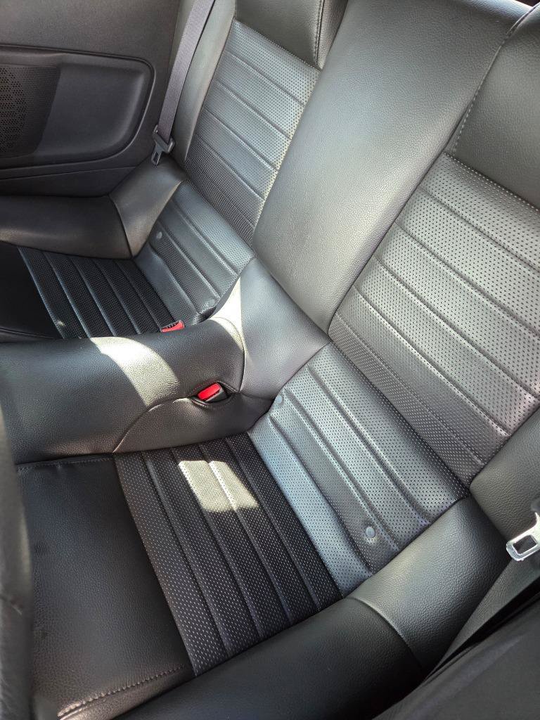 Used 2006 Ford Mustang GT RWD image 11