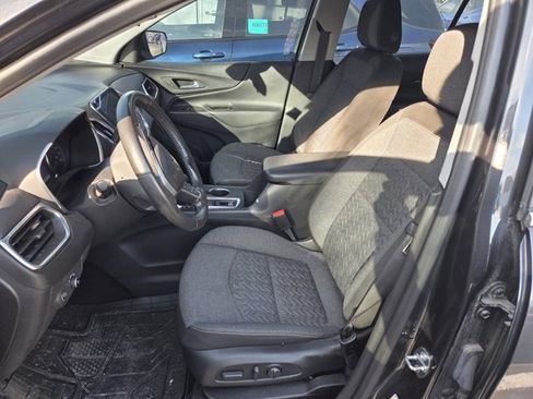 Used 2022 Chevrolet Equinox LT image 8
