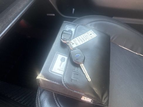 Used 2016 Subaru Legacy 2.5i Limited image 12