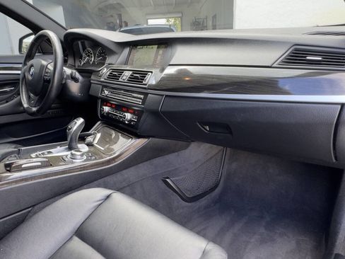 Used 2013 BMW 535i Sedan image 30