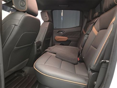 Used 2025 GMC Canyon AT4 w/ AT4 Premium Package image 12