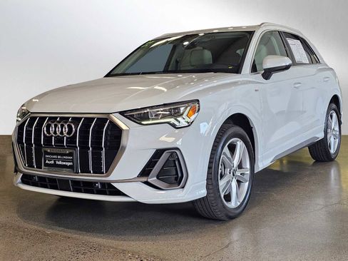 Used 2022 Audi Q3 2.0T Premium Plus AWD/4WD image 3