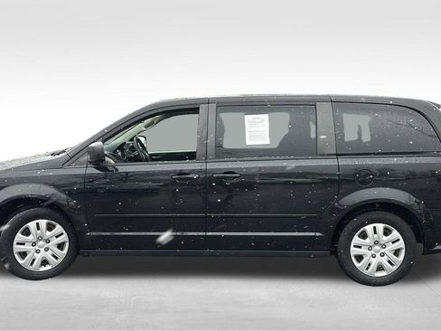 Used 2016 Dodge Grand Caravan SE w/ Quick Order Package 29E SE image 4