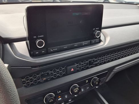 Used 2025 Honda Accord LX image 16