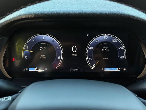 Used 2025 Jeep Grand Cherokee Altitude AWD/4WD image 30