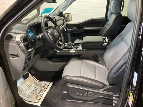 New 2026 Ford F150 Lariat w/ Equipment Group 502A High AWD/4WD image 32