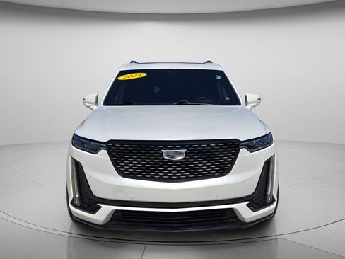 Used 2024 Cadillac XT6 Premium Luxury w/ Technology Package FWD image 5
