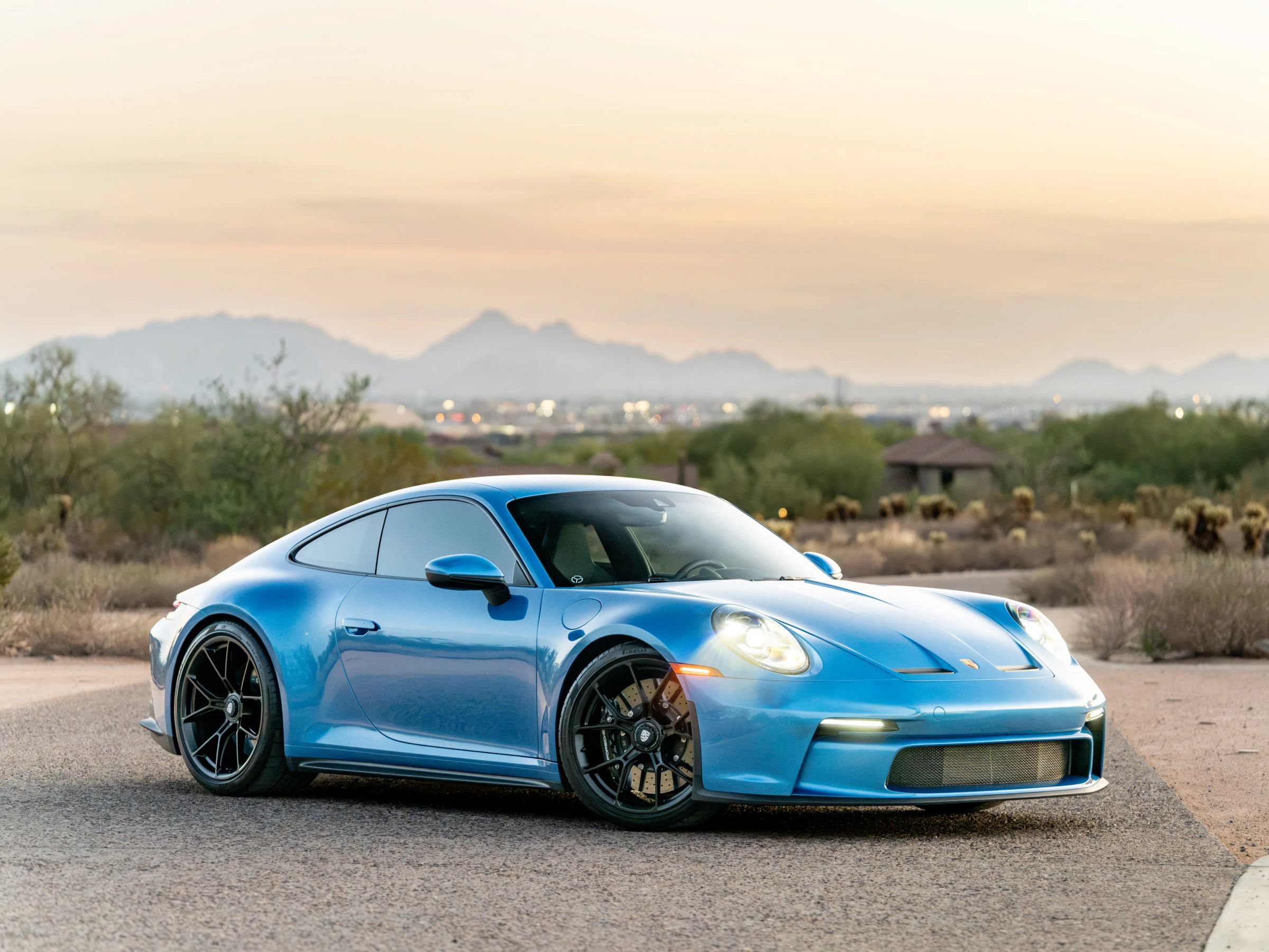 Used 2024 Porsche 911 GT3 RWD image 1