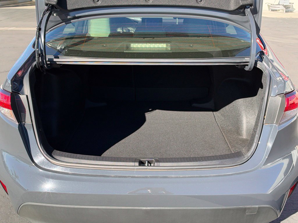 Used 2024 Toyota Corolla LE FWD image 15