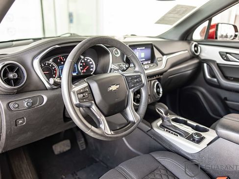 Used 2022 Chevrolet Blazer LT FWD image 19