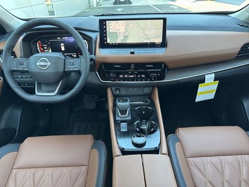 New 2026 Nissan Rogue Platinum AWD/4WD image 17