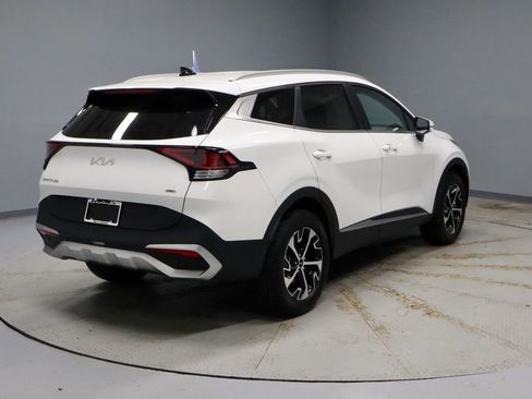 Used 2023 Kia Sportage EX image 11