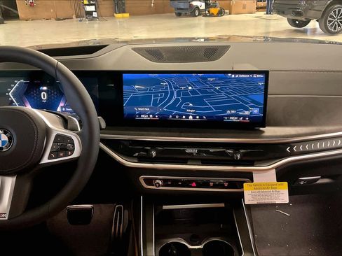 New 2026 BMW X7 xDrive40i image 6