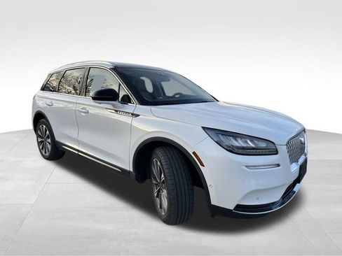 Used 2022 Lincoln Corsair Reserve w/ Equipment Group 201A image 8