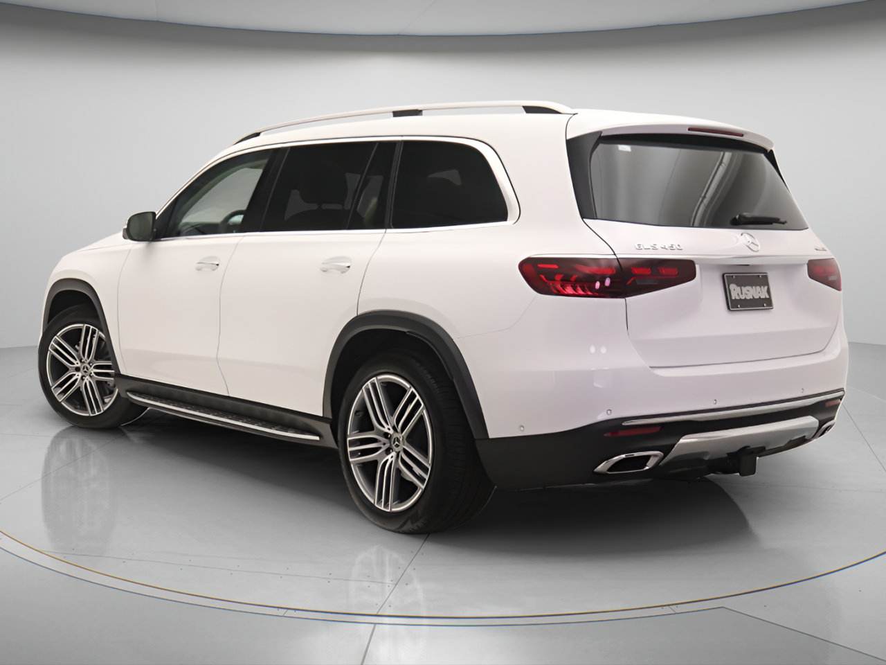New 2026 Mercedes-Benz GLS 450 4MATIC image 2