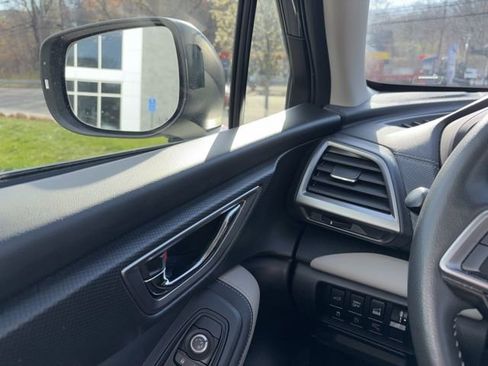 Used 2023 Subaru Forester Limited image 8