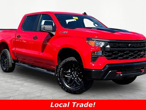 Used 2025 Chevrolet Silverado 1500 Custom Trail Boss AWD/4WD image 3