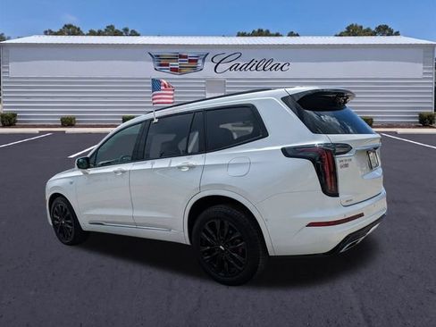 Certified 2024 Cadillac XT6 Sport w/ LPO, Blue Accent Package AWD/4WD image 6