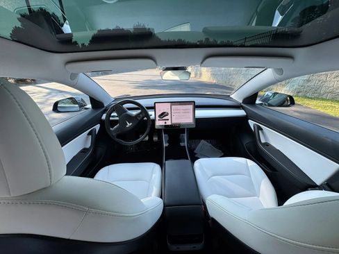 Used 2018 Tesla Model 3 Long Range AWD/4WD image 11